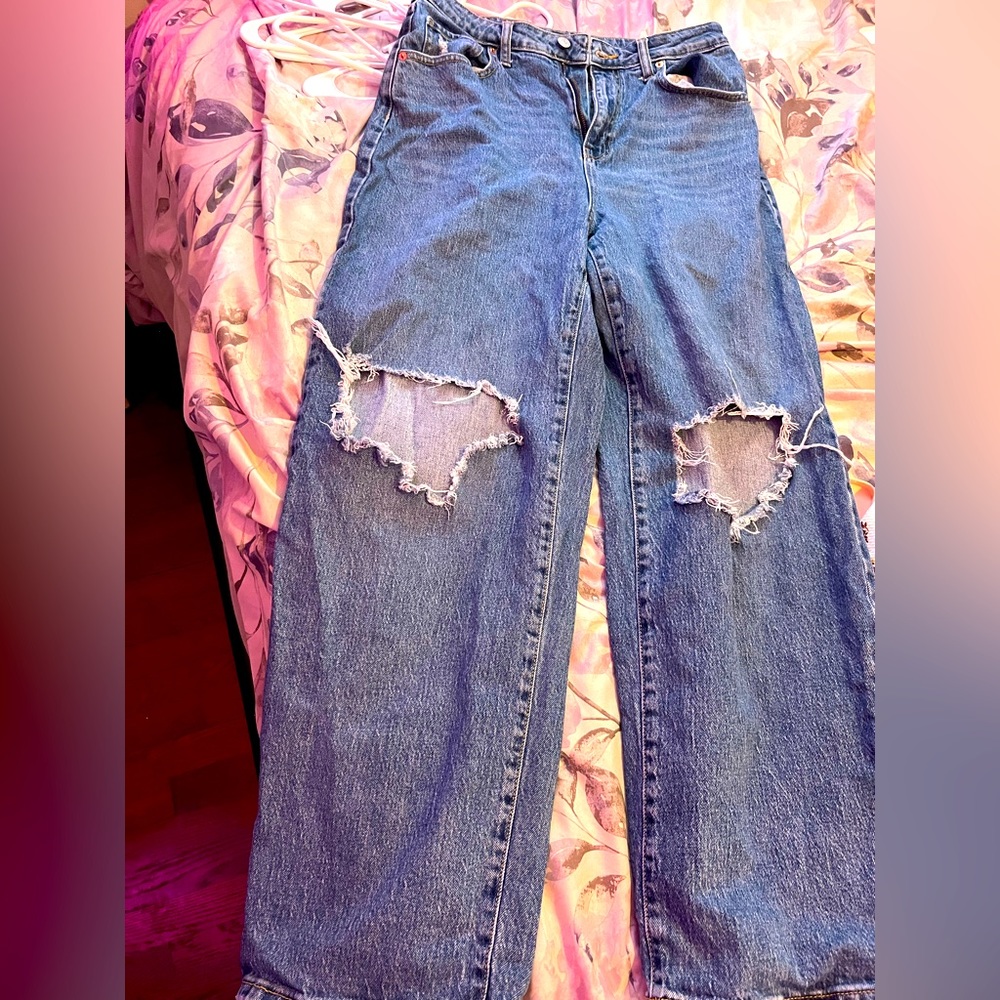 high-waisted boyfriend jeans!!